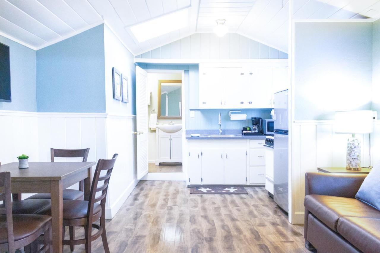 Ocean Echo Inn & Beach Cottages Санта-Круз Екстер'єр фото