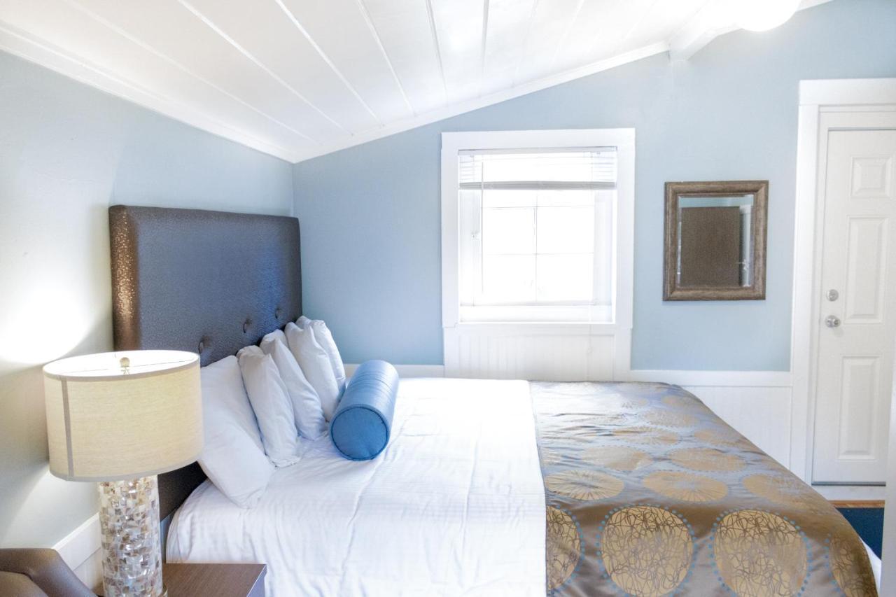 Ocean Echo Inn & Beach Cottages Санта-Круз Екстер'єр фото